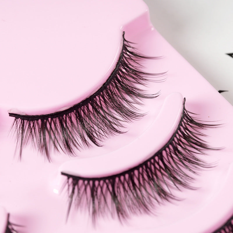 Natural Manga Lashes for Long, Voluminous, and Fluttery Eyes